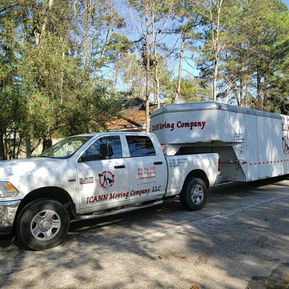 Elgin, TX Senior Movers providing top-notch relocation services Dedicated Senior Movers in Elgin, TX helping seniors with downsizing and relocation
